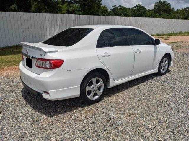 $6000 : 2013 Toyota corolla S Sedan 4D image 3