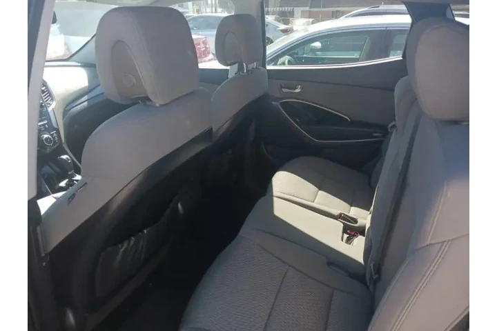 $9000 : 2016 Santa Fe Sport 2.4L image 5