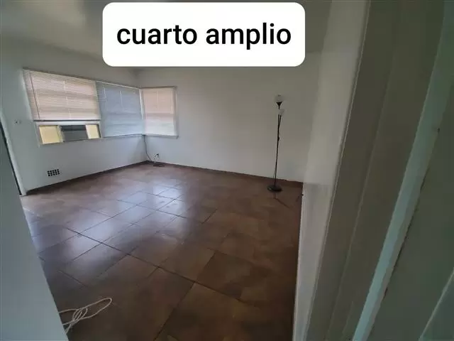 $1385 : Cuarto Privado en Montebello image 2