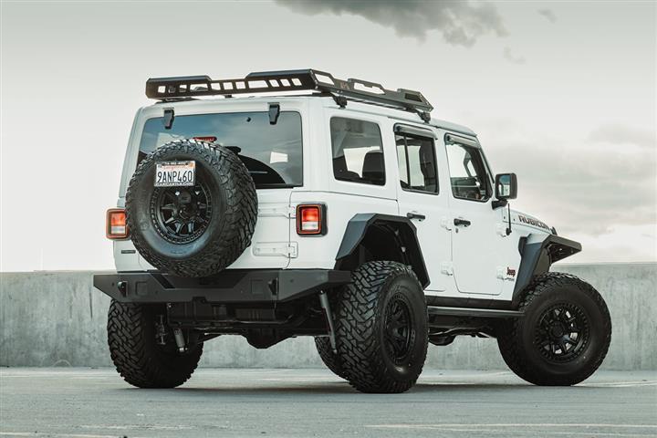 2022 Wrangler Unlimited Rubic image 3