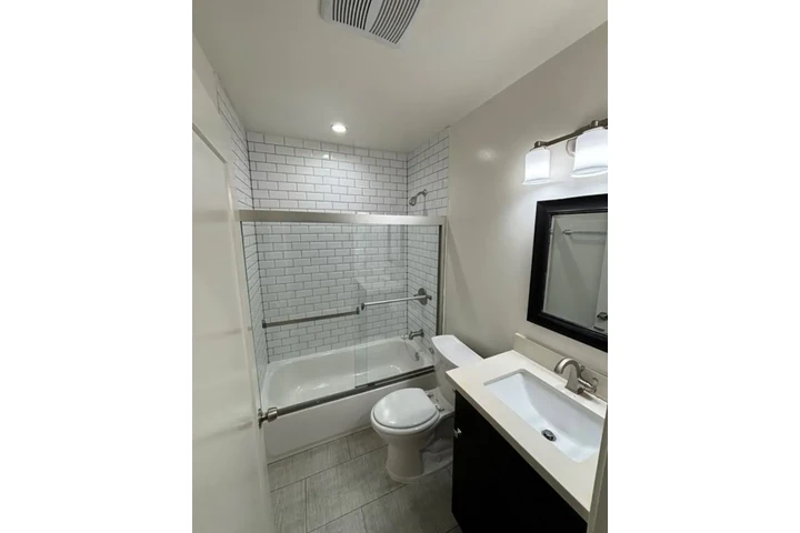 $1200 : Apartamento en los Angeles image 5