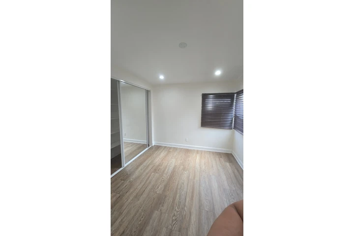 $800 : Rento cuarto en Los Angeles image 2