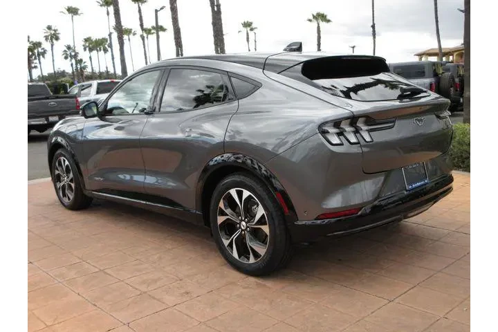 $31499 : Ford Mustang Mach-E 2023 Pre image 2