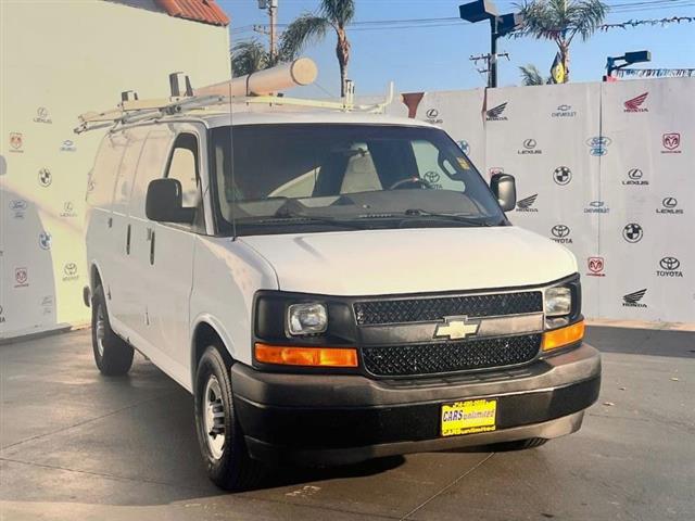 Used 2017 Express Cargo Van R image 1