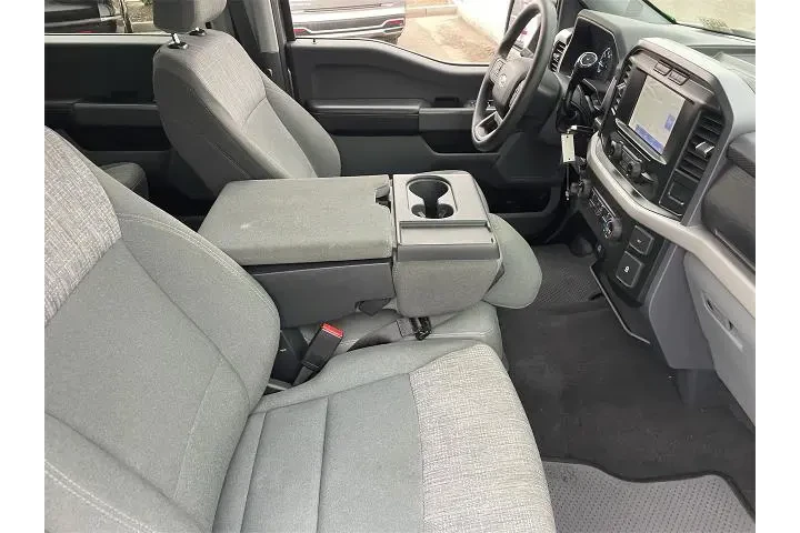 $27900 : Ford F-150 2023 4x2 XLT 4dr image 9