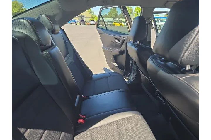 $8995 : Toyota Camry 2016 SE 4dr Sed image 10