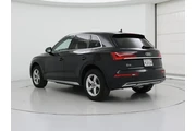 $28998 : Audi Q5 2023 AWD quattro Pre thumbnail