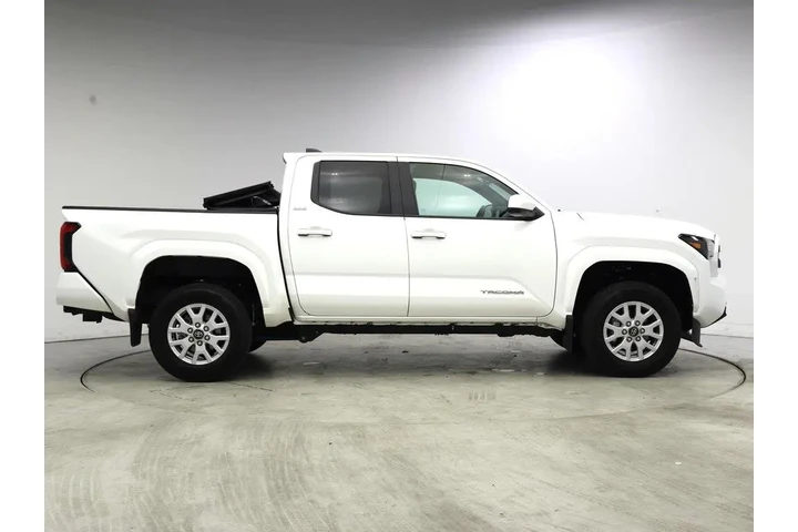 $34998 : Toyota Tacoma 2025 4x2 SR5 4 image 7