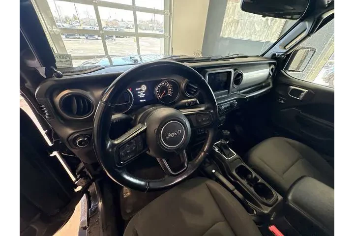 $25385 : Jeep Wrangler Unlimited 2021 image 9