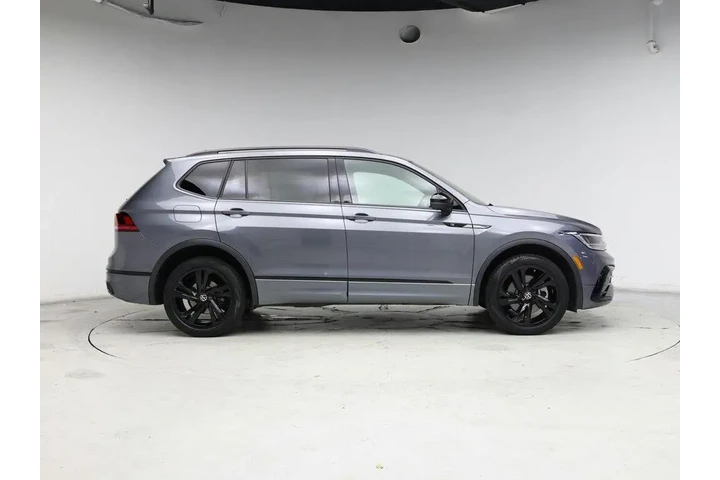 $23998 : Volkswagen Tiguan 2023 SE R- image 7