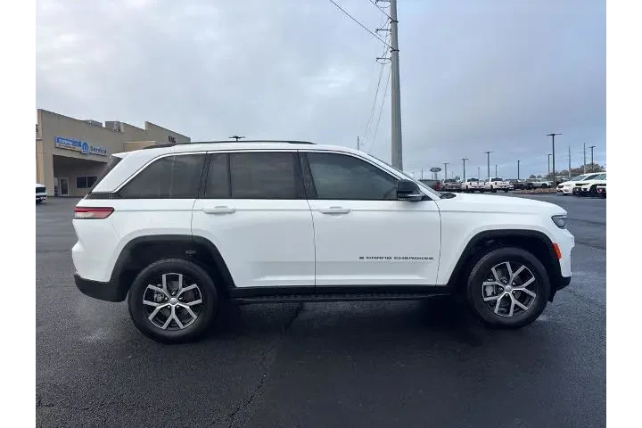 $32909 : Jeep Grand Cherokee 2023 4x2 image 8