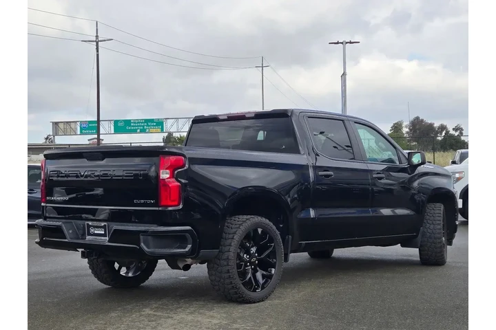 $32198 : Chevrolet Silverado 1500 202 image 7