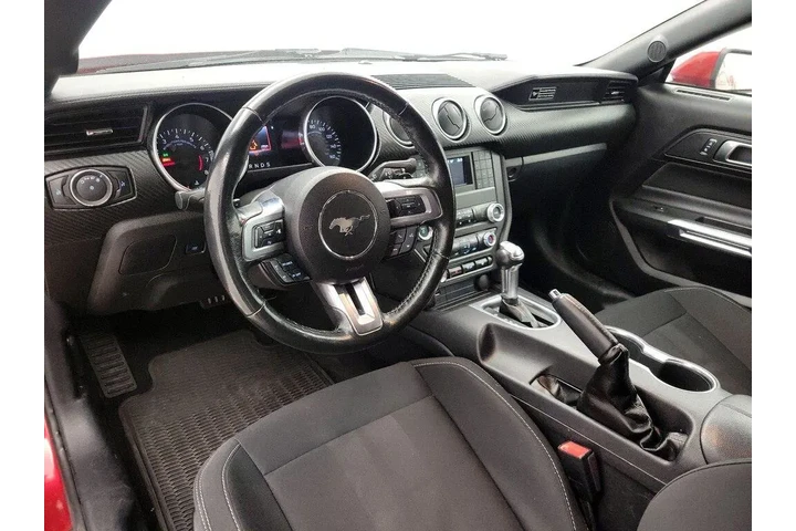 $20998 : Ford Mustang 2020 EcoBoost 2 image 9