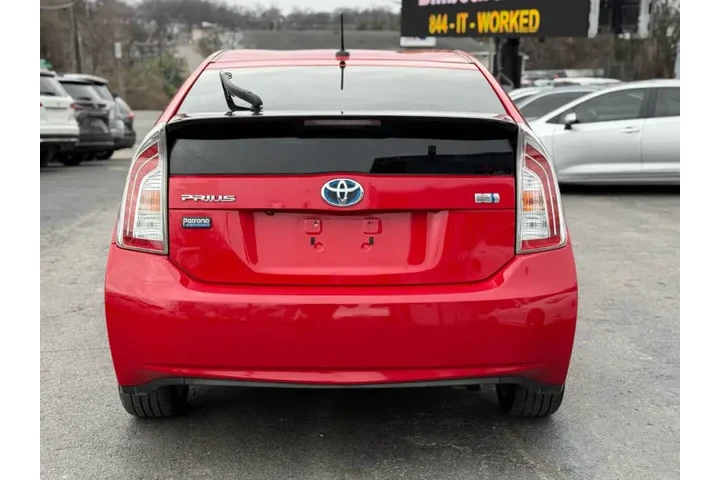 $9995 : 2015 Prius Persona Series image 7