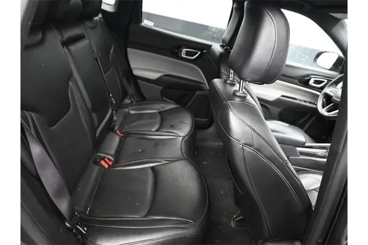 $18233 : Jeep Compass 2023 4x4 Limite image 6