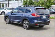 $33991 : Subaru Ascent 2023 AWD Limit thumbnail