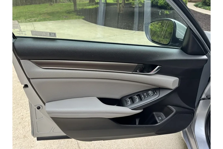 $9900 : 2018 Honda Accord LX image 7