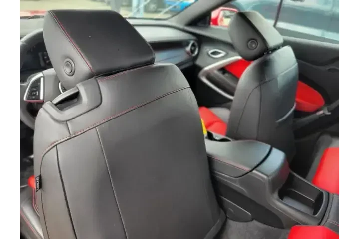 $39991 : Chevrolet Camaro 2022 LT 2dr image 10