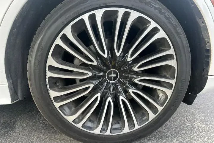 $39995 : Lincoln Aviator 2021 AWD Bla image 5