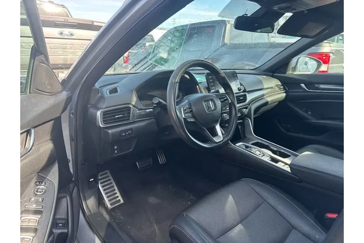 $22790 : Honda Accord 2019 Sport 4dr image 4