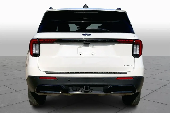 $39754 : Ford Explorer 2025 AWD ST-Li image 5