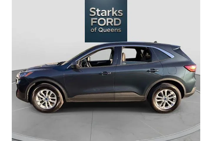 $21990 : Ford Escape 2022 AWD SE 4dr image 2