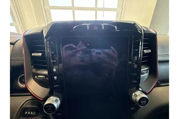 $39999 : Ram 1500 2021 4x4 Rebel 4dr image 10