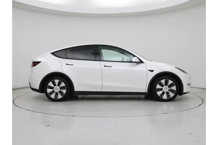 $29998 : Tesla Model Y 2021 AWD Long image 7