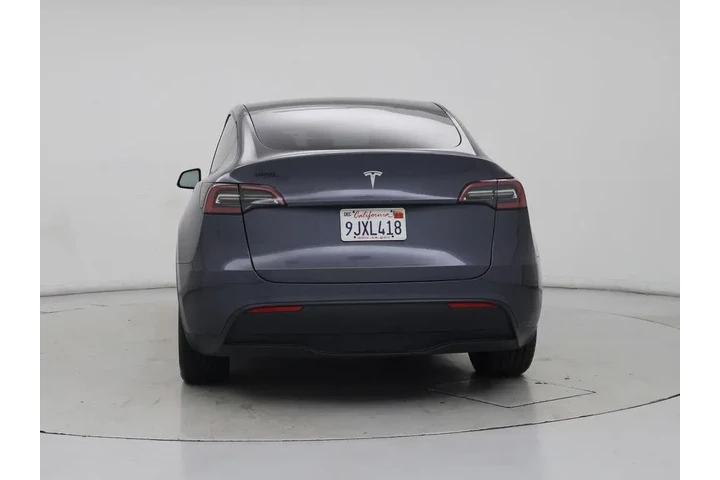 $31998 : Tesla Model Y 2023 4dr Cross image 6