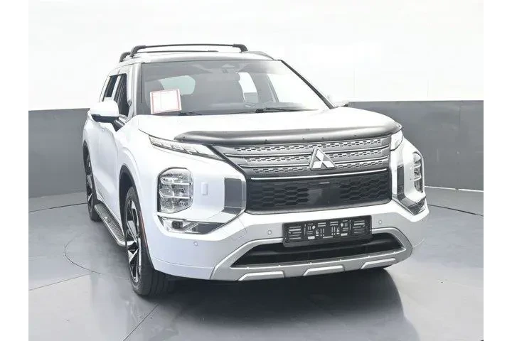 $23991 : Mitsubishi Outlander 2024 AW image 9