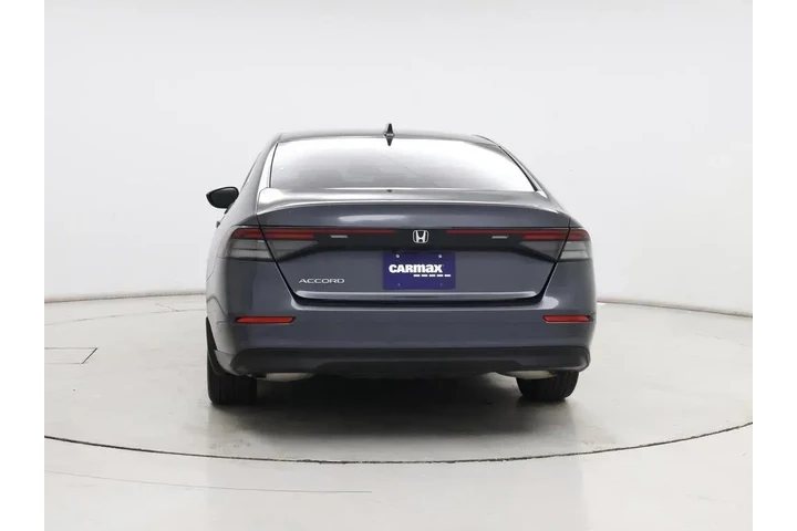$25998 : Honda Accord 2023 LX 4dr Sed image 6