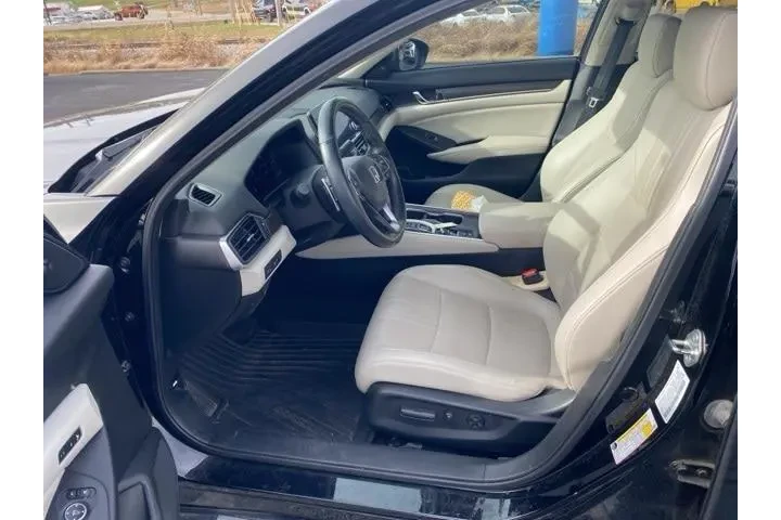 $23998 : Honda Accord 2018 Touring 4d image 9