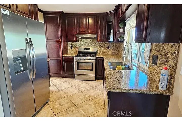 $2500 : Amazing Single family home image 4