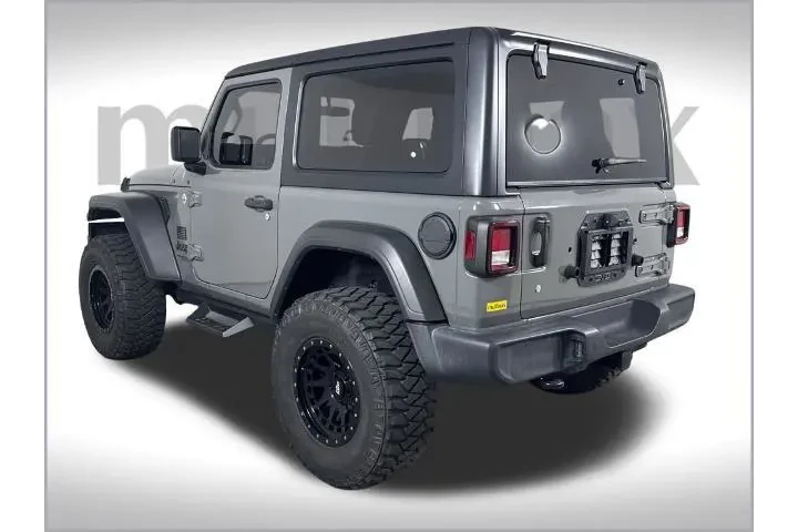 $17900 : Jeep Wrangler 2020 4x4 Sport image 10