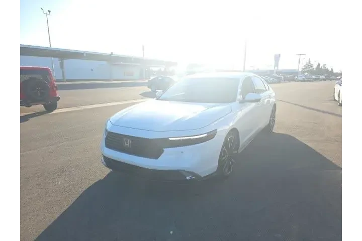 $33900 : Honda Accord Hybrid 2025 Tou image 3