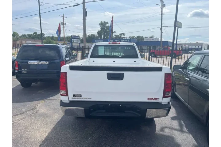 2011 GMC Sierra 1500 Work Tru image 3