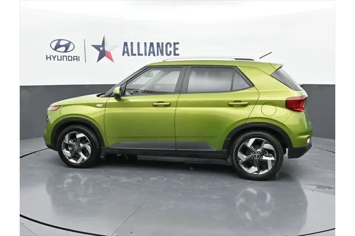 $18498 : Hyundai VENUE 2023 SEL 4dr C image 3