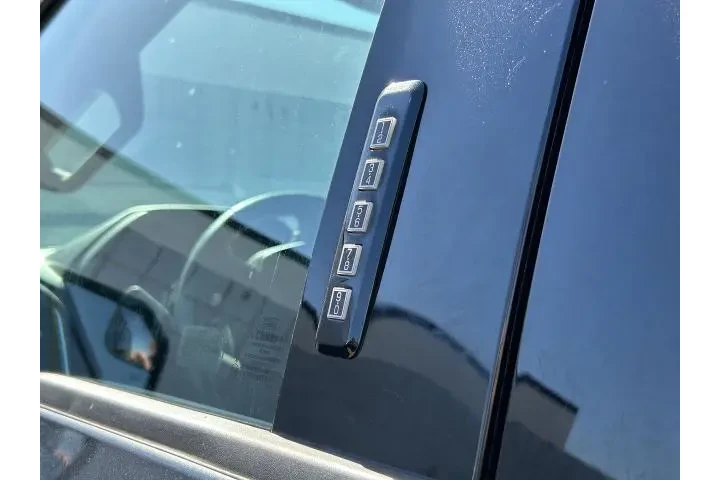 $18998 : Ford F-150 2015 4x2 XL 4dr S image 9