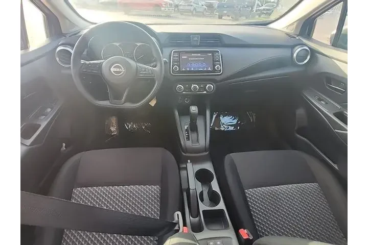 $17997 : Nissan Versa 2024 S 4dr Seda image 5