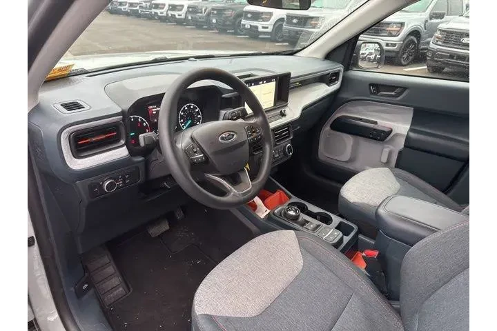 $26000 : Ford Maverick 2024 XLT 4dr S image 9