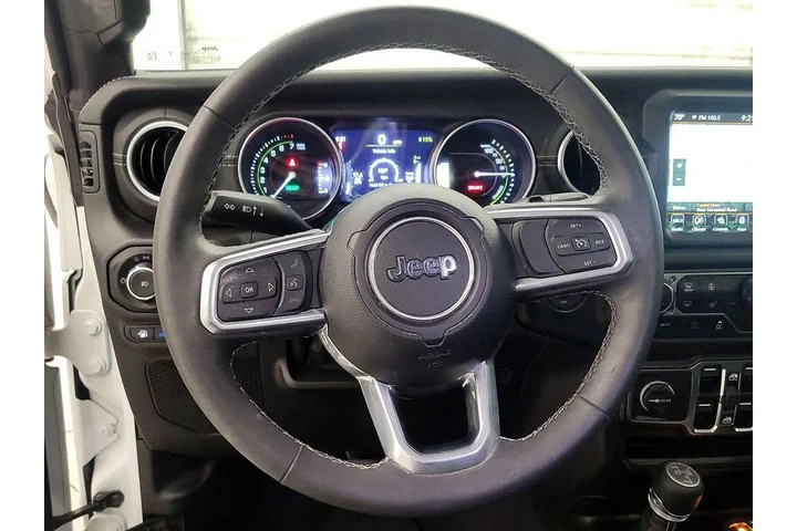 $33998 : Jeep Wrangler 2023 4x4 Sahar image 10