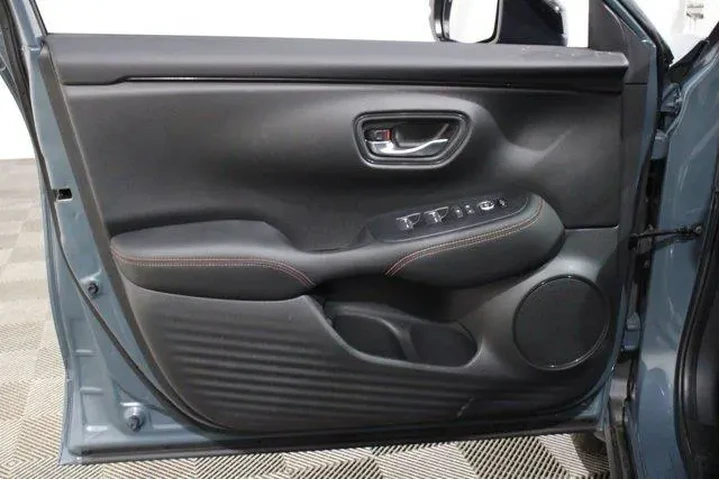 $31889 : Honda HR-V 2025 Sport 4dr Cr image 6