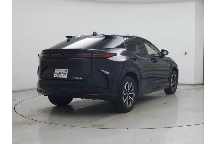 $37998 : Lexus RZ 300e 2024 Premium 4 image 8