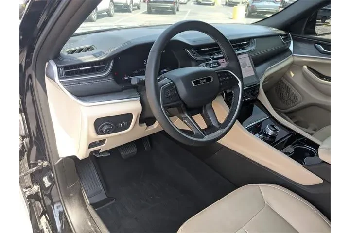 $31988 : Jeep Grand Cherokee 2023 4x4 image 10