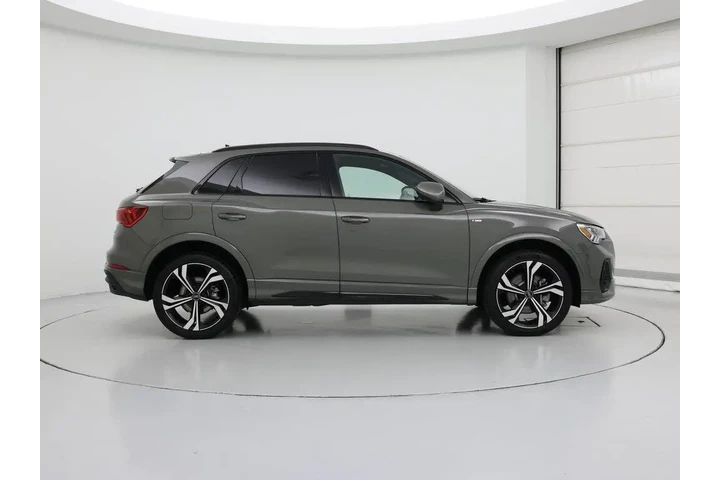 $26998 : Audi Q3 2023 AWD quattro S l image 7
