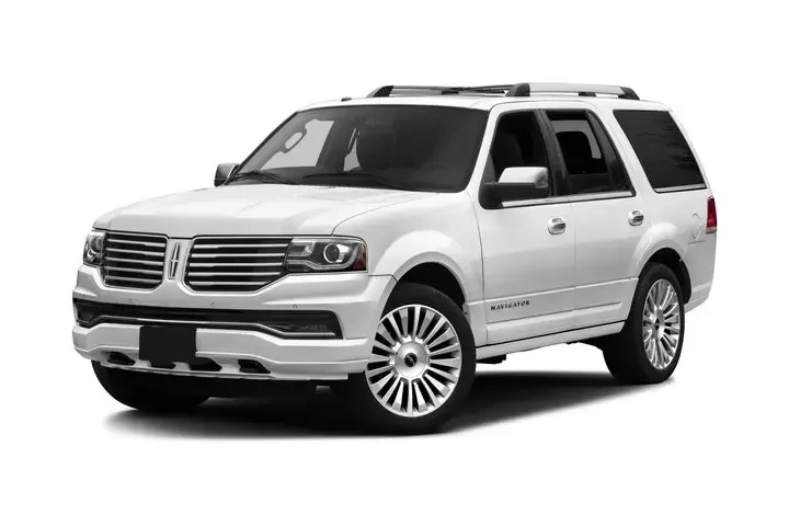 $18999 : Lincoln Navigator 2017 4x2 S image 1