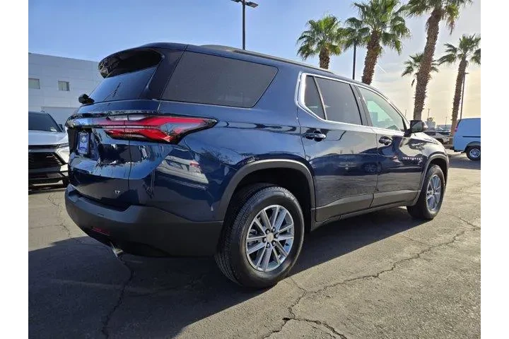 $32991 : Chevrolet Traverse 2023 LT C image 6