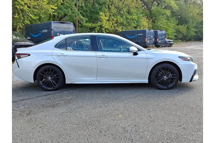 $24950 : Toyota Camry 2022 XSE 4dr Se image 6