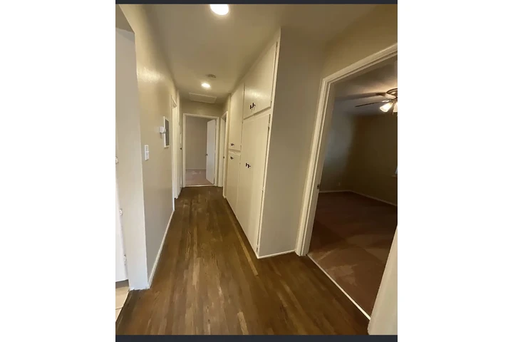 $950 : 3  dormitorios y dos image 4