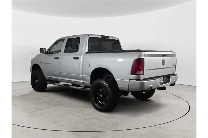 $15981 : Ram 1500 2012 4x4 ST 4dr Cre image 2